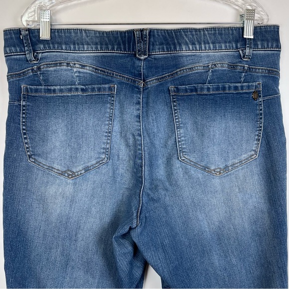 Democracy Straight Leg Jean Women’s 16 Stretch Blue Denim "Ab"solution B1560BB00 - Picture 5 of 13